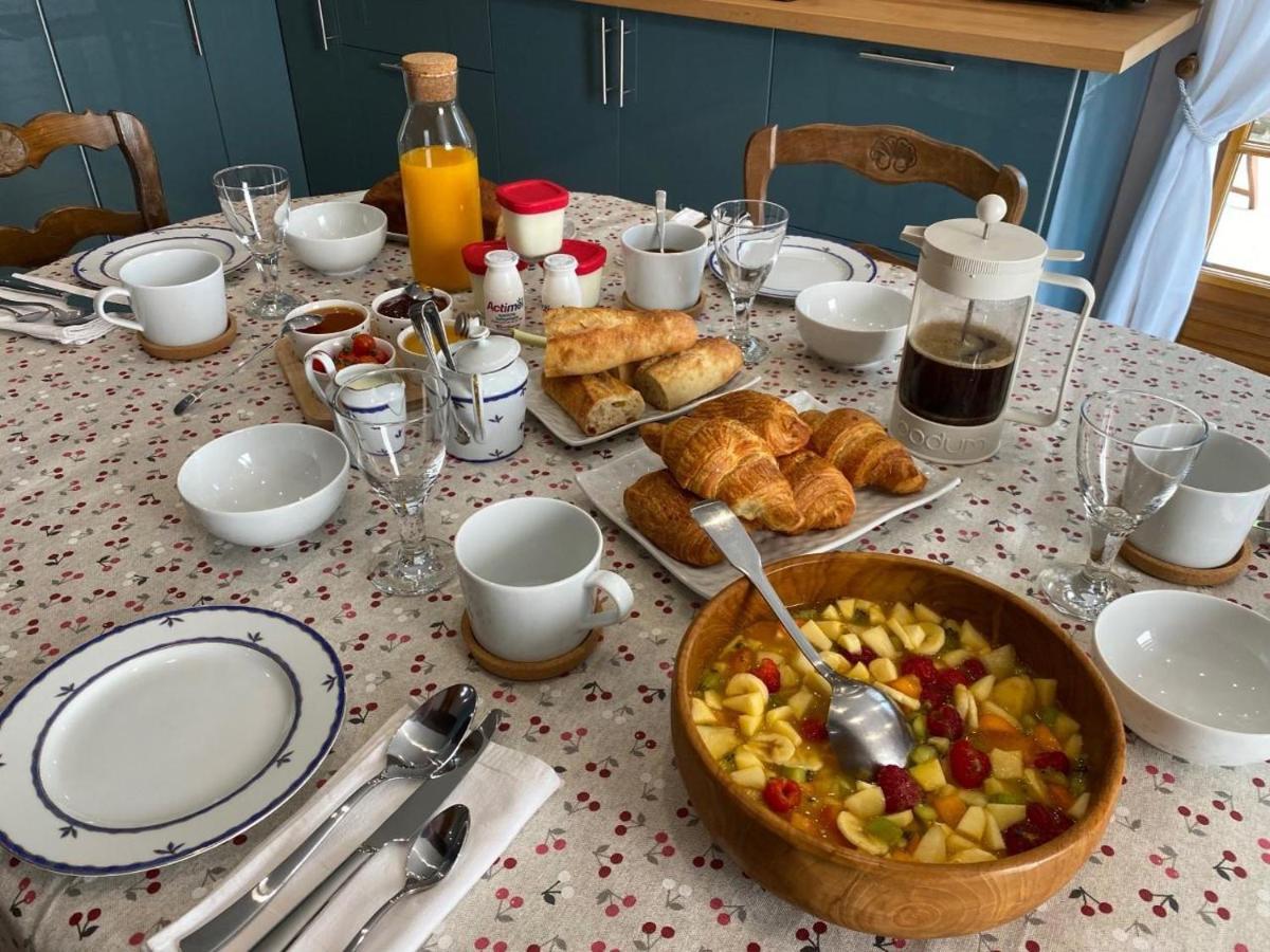 Le Logis Du Regisseur Bed and Breakfast Charny-Oree-de-Puisaye Buitenkant foto