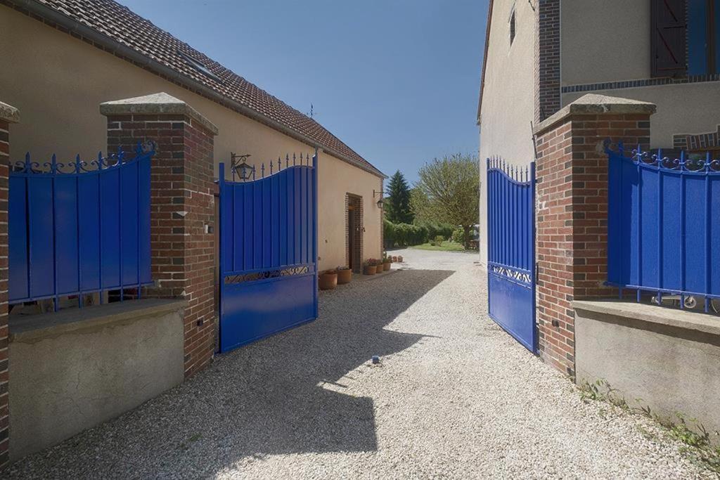 Le Logis Du Regisseur Bed and Breakfast Charny-Oree-de-Puisaye Buitenkant foto